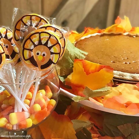 Thanksgiving dessert table ideas.