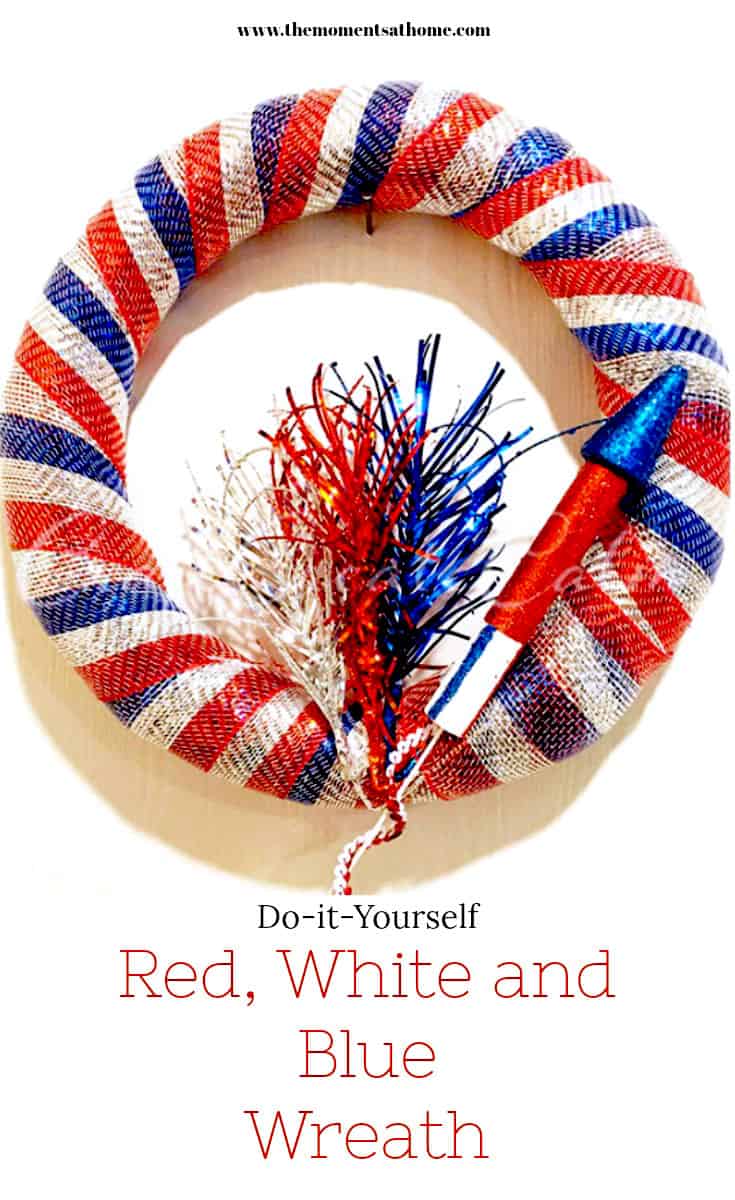 Red white blue wreath for the Fourth of July. Do-it-yourself wreath for summer. #fourthofjulydecorations #fourthofjulycrafts #redwhitebluewreaths