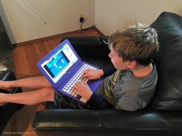 FREE Typing Games for Kids: KidzType Review! - The Homeschool