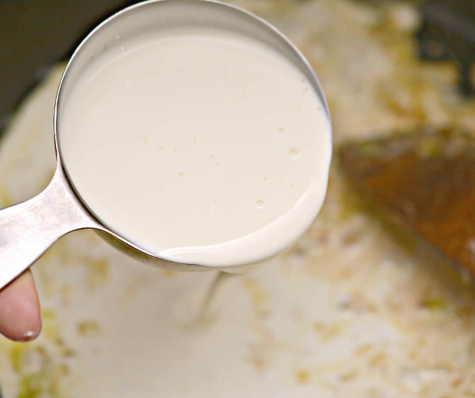 cream to deglaze pan as step in tuscan chicken garlic cream sauce recipe